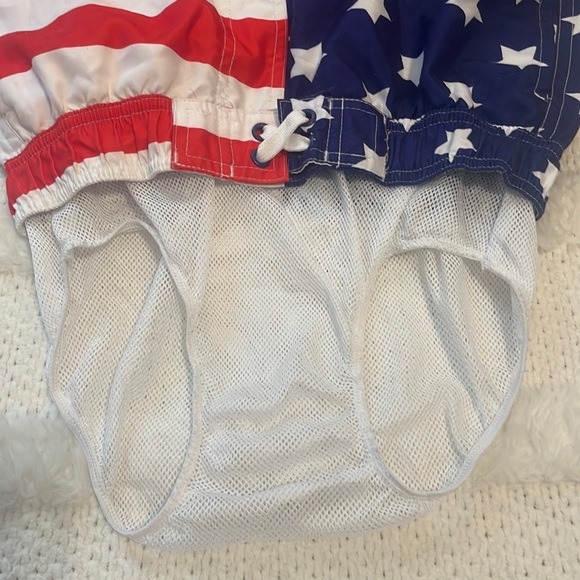 Revolution swim trunks USA patriotic American flag stars and stripes boys M 8 10 - Picture 7 of 9